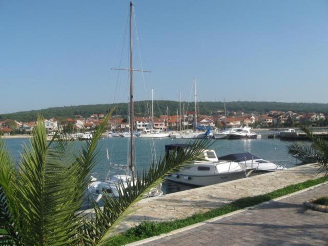 Apartmani Leona Bibinje Bagian luar foto